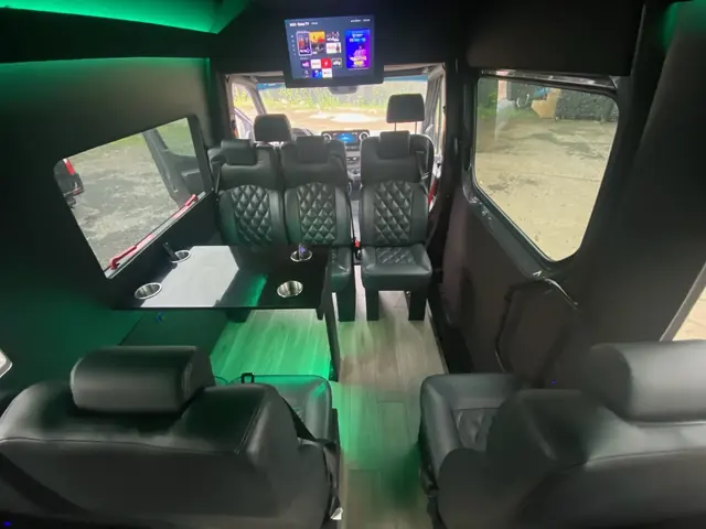 Executive Sprinter interior, photo 5 of 50, Sprinter Service NYC