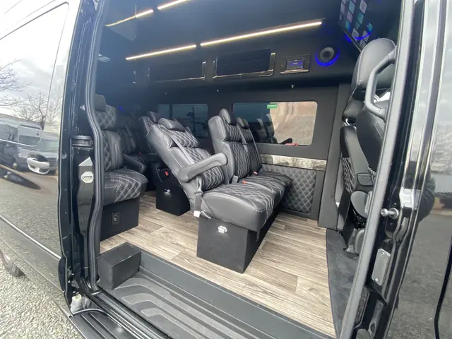 Executive Sprinter interior, photo 38 of 50, Sprinter Service NYC