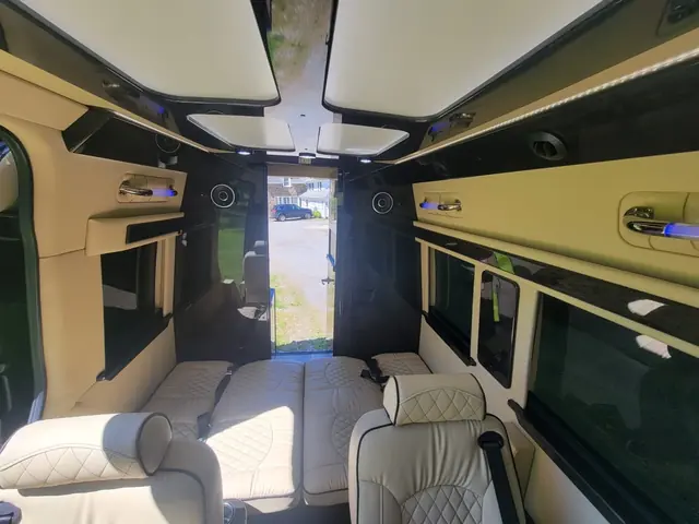 Jet Sprinter captain chairs and table, photo 19 of 75, Sprinter Service NYC