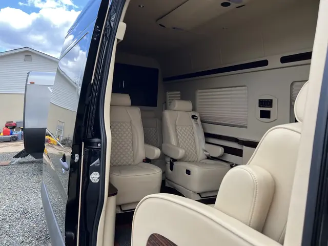 Jet Sprinter captain chairs and table, photo 35 of 75, Sprinter Service NYC