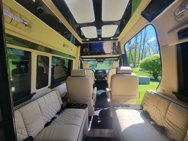 Jet Sprinter captain chairs and table, photo 71 of 75, Sprinter Service NYC