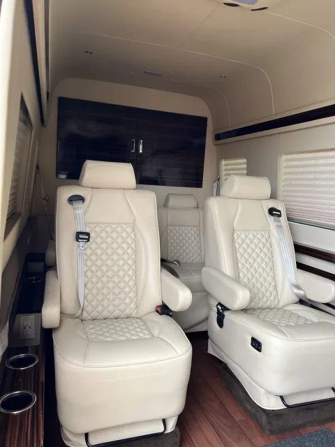 Jet Sprinter captain chairs and table, photo 75 of 75, Sprinter Service NYC