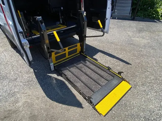 Wheelchair-accessible (ADA/WAV) Sprinter cabin and lift, photo 10 of 10, Sprinter Service NYC